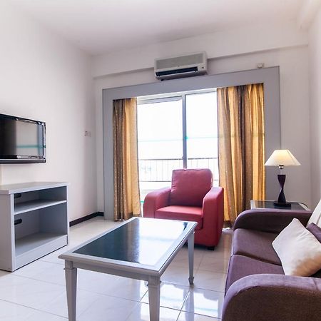 Sea View Paradise Apartment ทานจุงบุงาห์ ภายนอก รูปภาพ