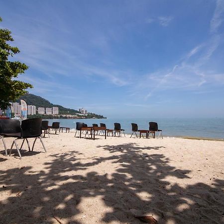 Sea View Paradise Apartment ทานจุงบุงาห์ ภายนอก รูปภาพ