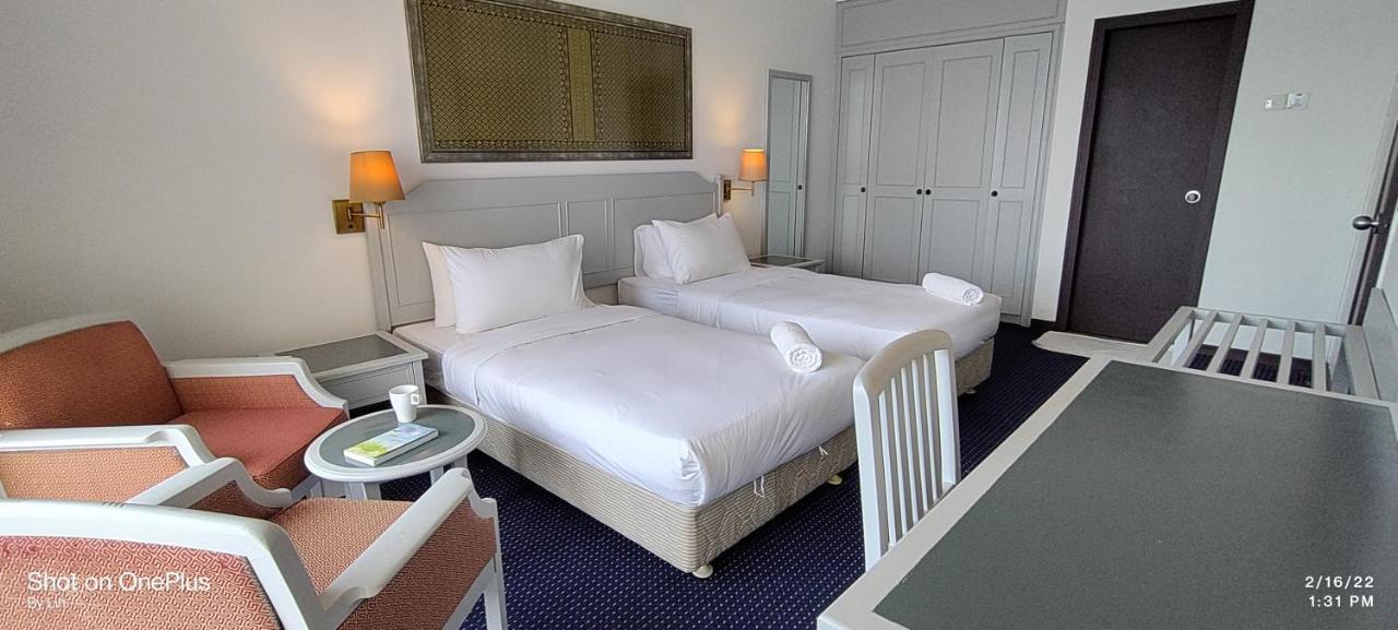 Sea View Paradise Apartment ทานจุงบุงาห์ ภายนอก รูปภาพ