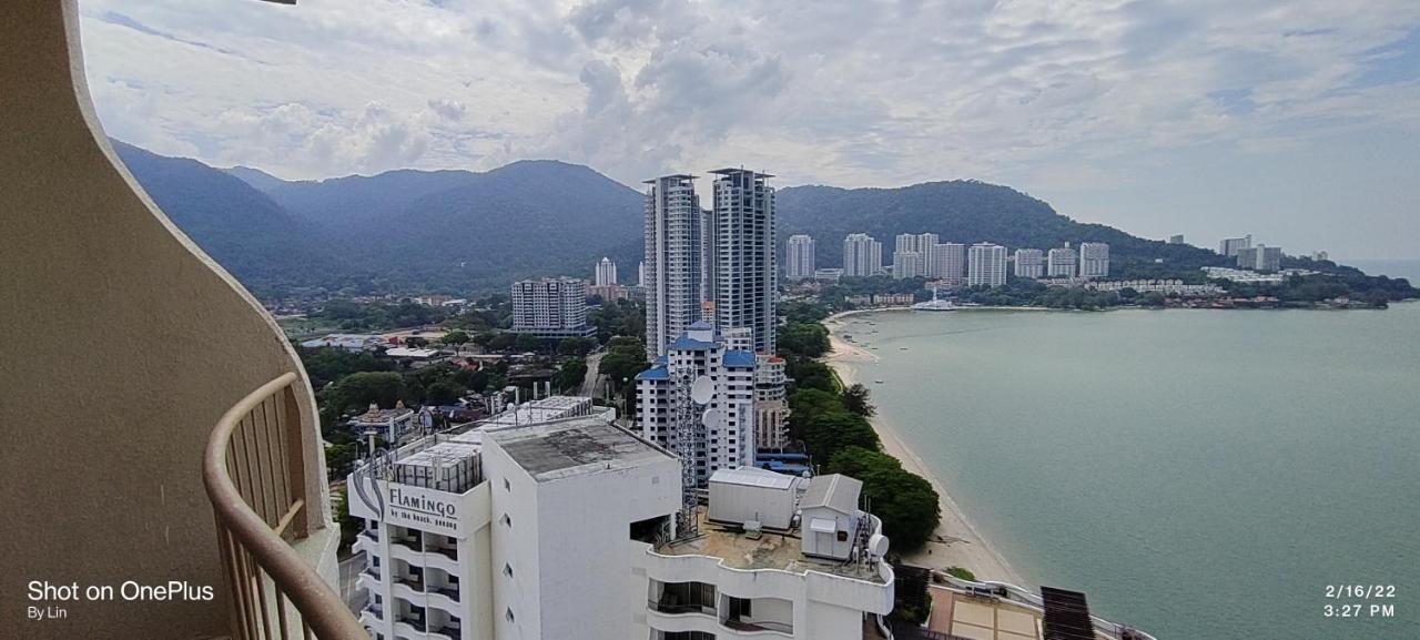 Sea View Paradise Apartment ทานจุงบุงาห์ ภายนอก รูปภาพ