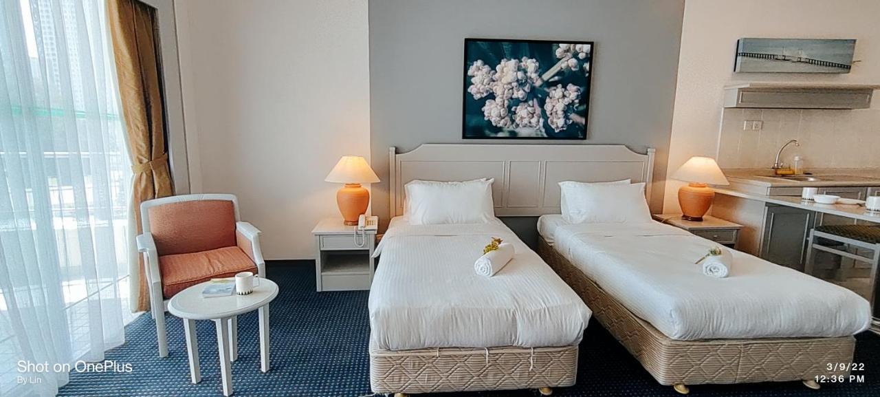 Sea View Paradise Apartment ทานจุงบุงาห์ ภายนอก รูปภาพ