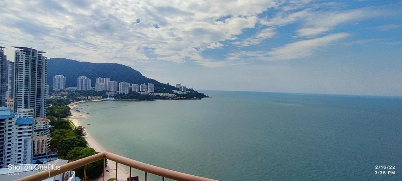 Sea View Paradise Apartment ทานจุงบุงาห์ ภายนอก รูปภาพ